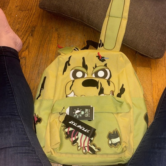 Bioworld five nights at Freddy’s spring springtrap figural backpack - Picture 5 of 5